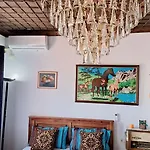 招待所 Alvaro Kadiu 4*