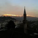 Alvaro Kadiu 培拉特