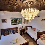 Affittacamere Alvaro Kadiu 4*
