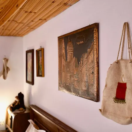 Alvaro Kadiu 招待所 4*